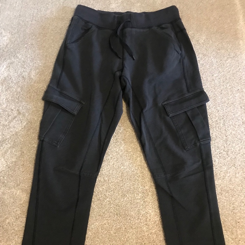 Lululemon Crop Cargo Pants